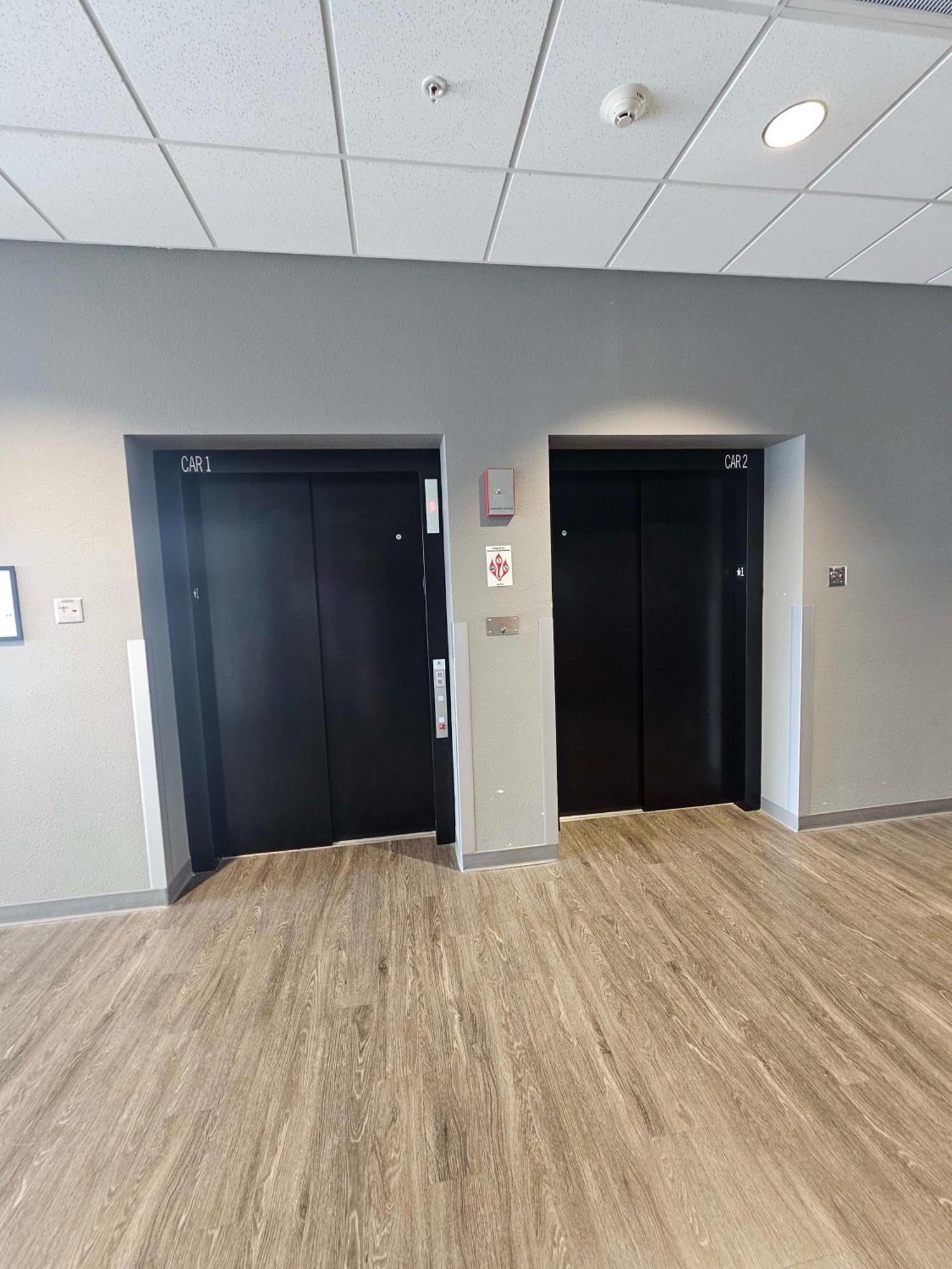 2 Bedroom Brand New Apartment Near Mayo, Park Free ロチェスター エクステリア 写真